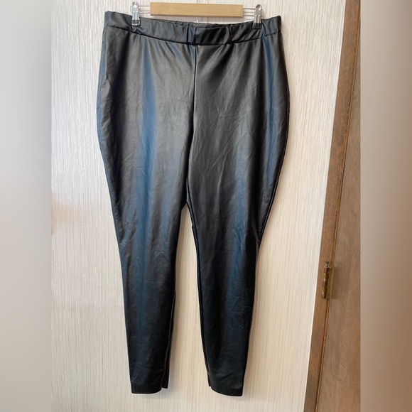 Eloquii Faux Leather Leggings – Plus Size High-Waisted Black Skinny Pants - Picture 1 of 6